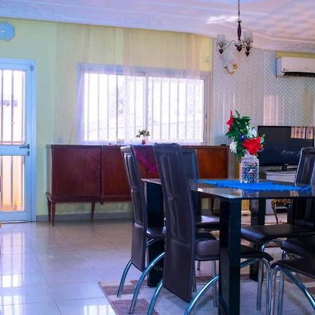 Appartement Meuble 2 Chambres Montee Jouvence Yaoundé Eksteriør billede