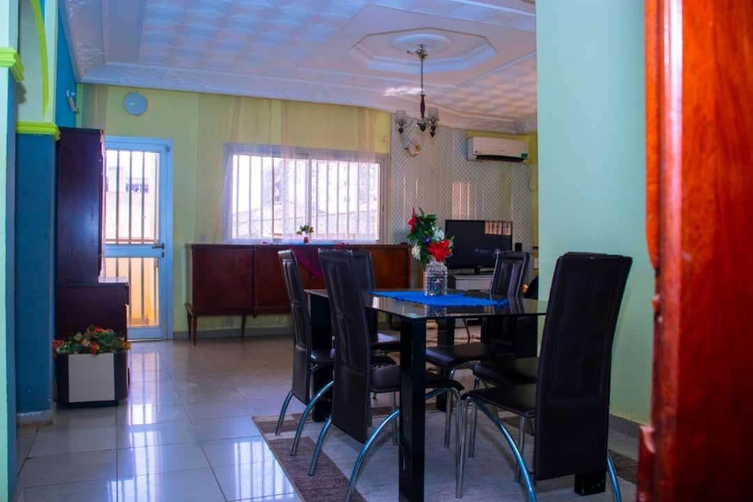 Appartement Meuble 2 Chambres Montee Jouvence Yaoundé Eksteriør billede