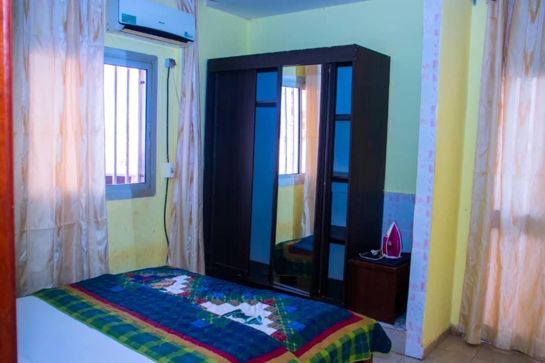Appartement Meuble 2 Chambres Montee Jouvence Yaoundé Eksteriør billede